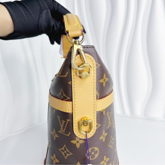 Louis Vuitton Monogram Duffle Bag Handbag Shoulder M43587 Brown Leather Bag - Picture 5 of 8